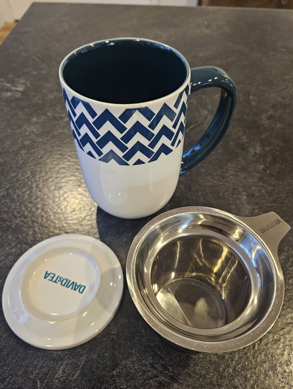Geometric Pattern Davidstea Mug - Picture 3 of 3
